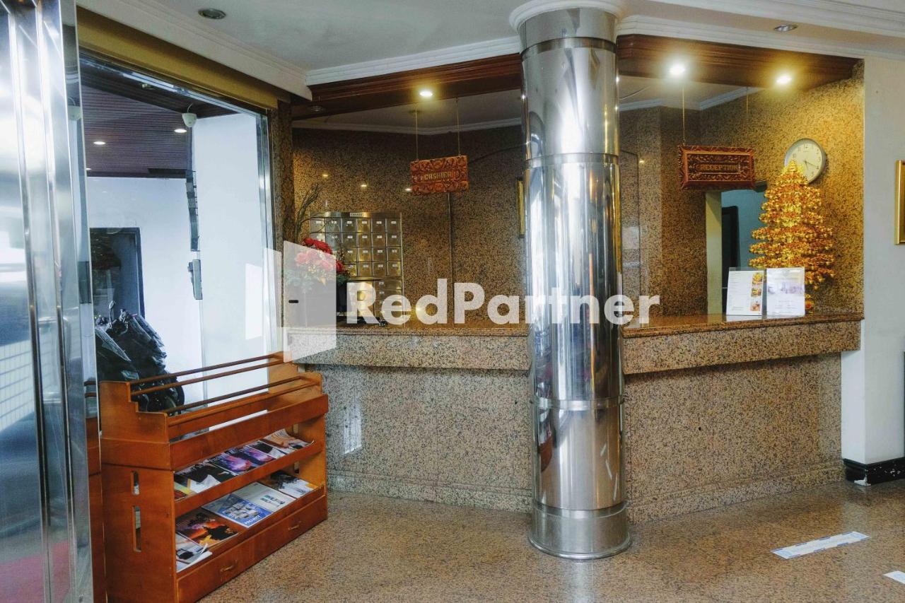 Hotel Yasmin Makassar Mitra Reddoorz Екстер'єр фото