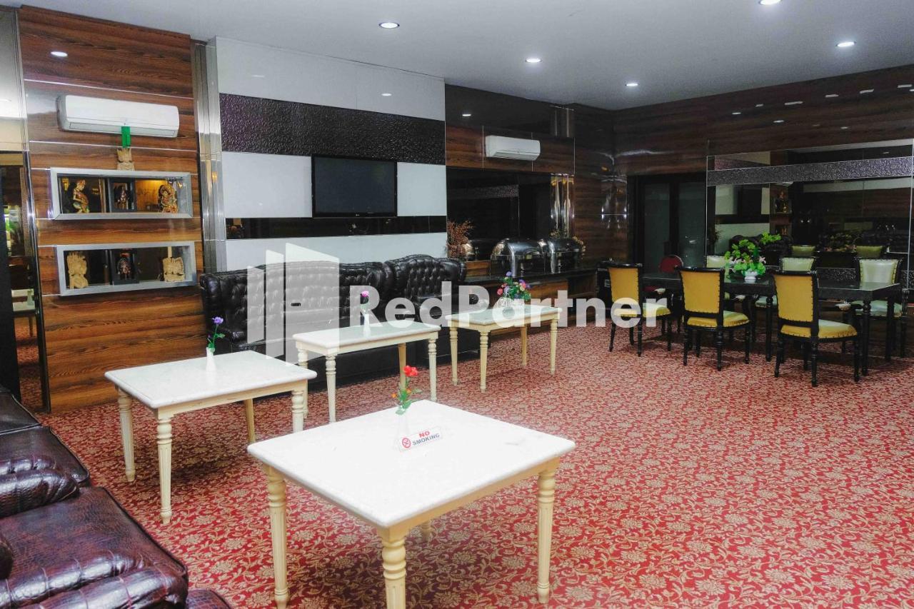 Hotel Yasmin Makassar Mitra Reddoorz Екстер'єр фото