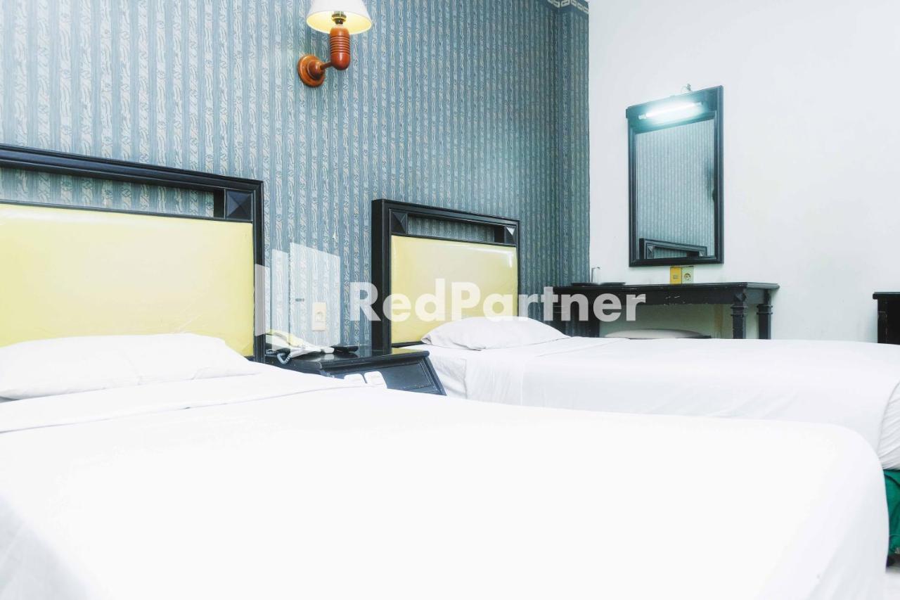 Hotel Yasmin Makassar Mitra Reddoorz Екстер'єр фото