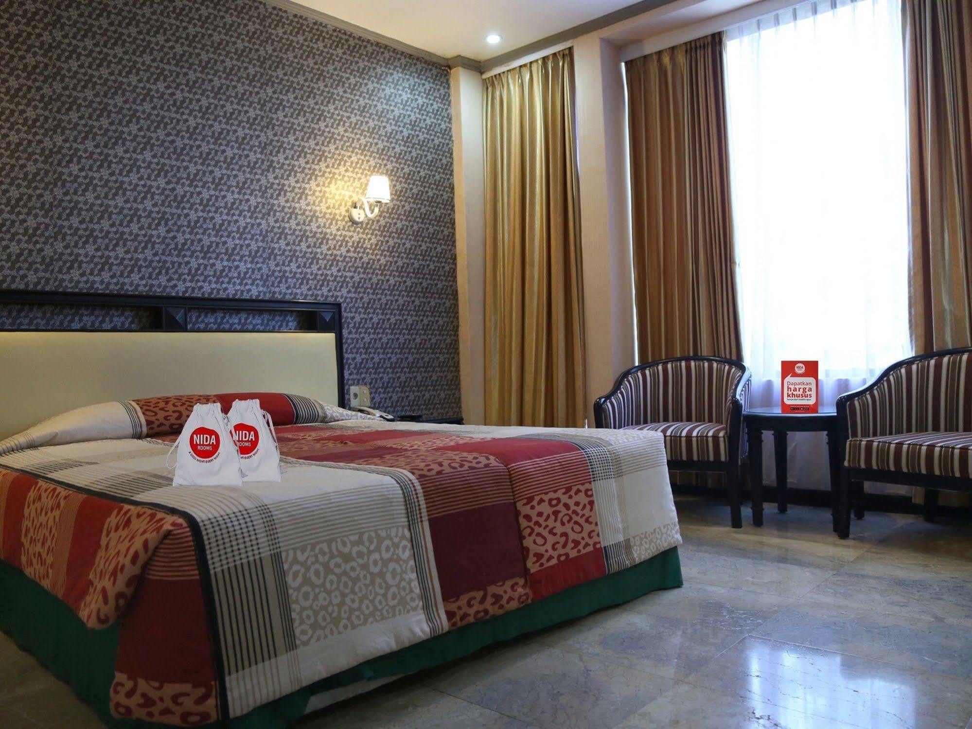 Hotel Yasmin Makassar Mitra Reddoorz Екстер'єр фото