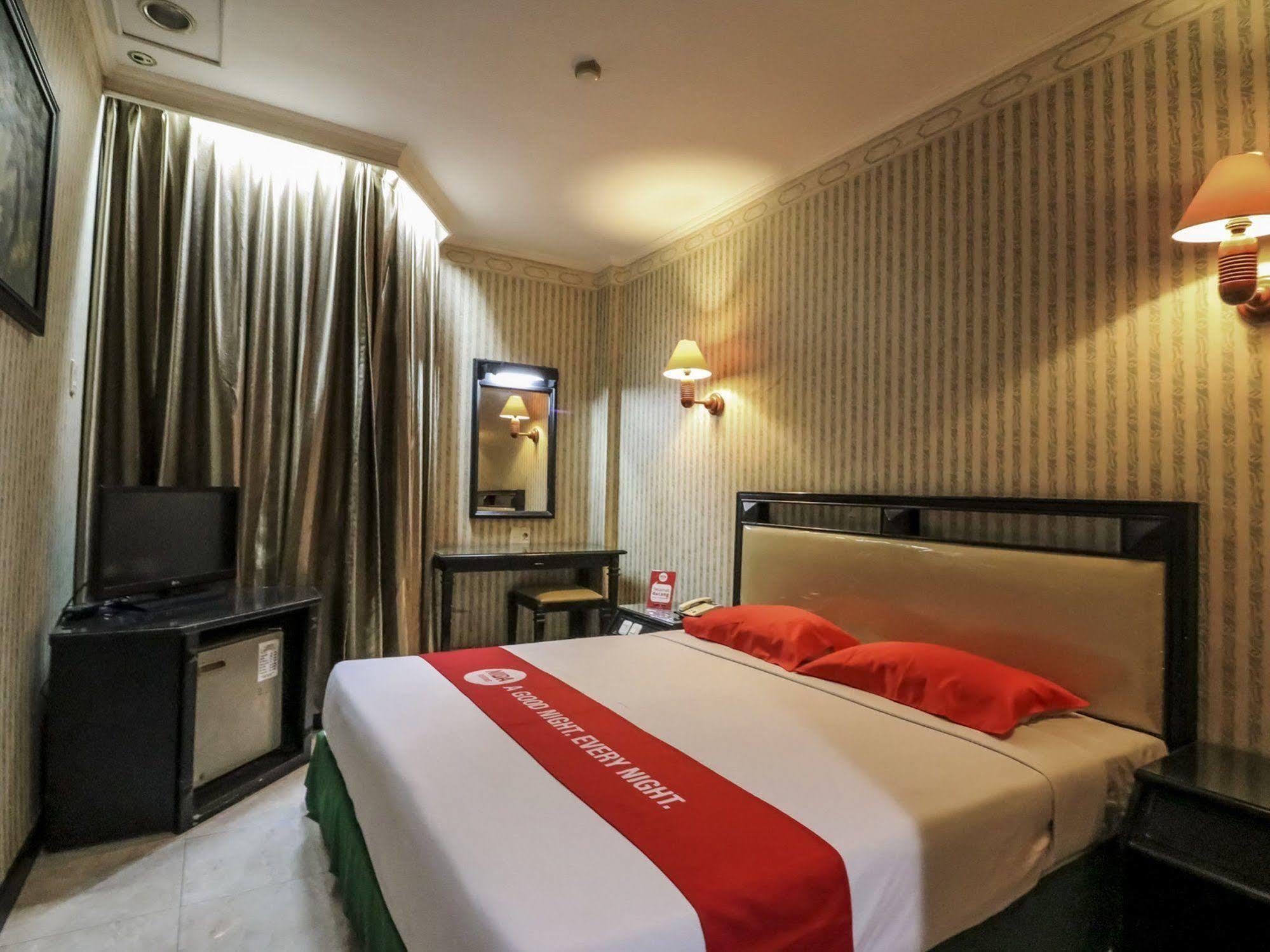 Hotel Yasmin Makassar Mitra Reddoorz Екстер'єр фото